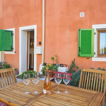 Property In Mandelieu-la-Napoule